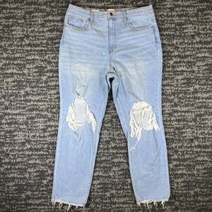 Universal Thread Jeans Womens 14R Light Wash 90s Vintage Straight Distressed Hem